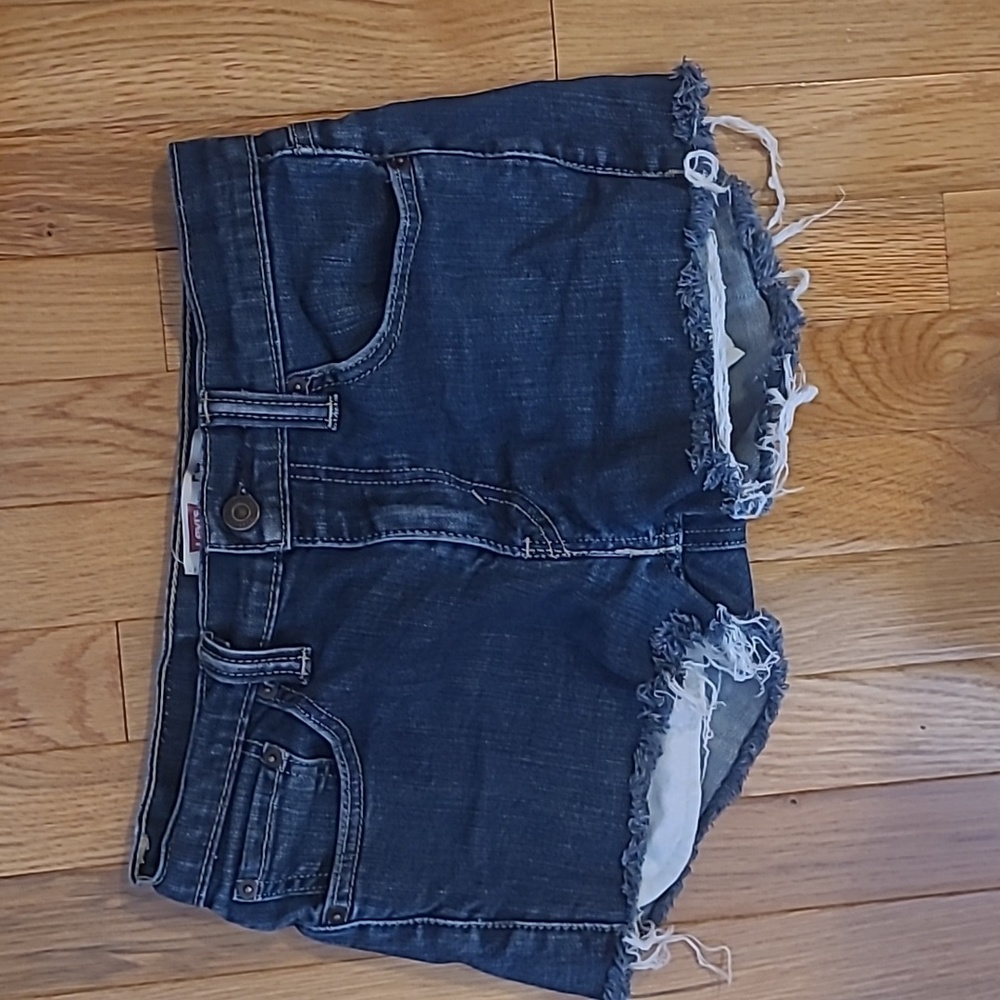 This piece doesn't fit anymore. Sadly.